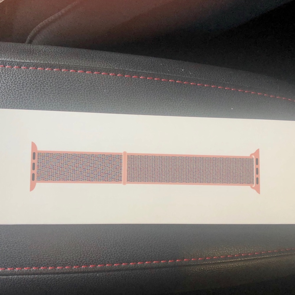 Apple Watch Sport Band (light pink, Velcro strap)